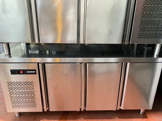 Mesa Fria Gastronorm 3 puertas