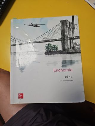 LA - Economia 4 ESO. Euskadi. Libro alumno.