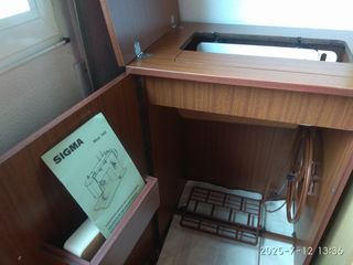 Máquina coser SIGMA 161 con mueble