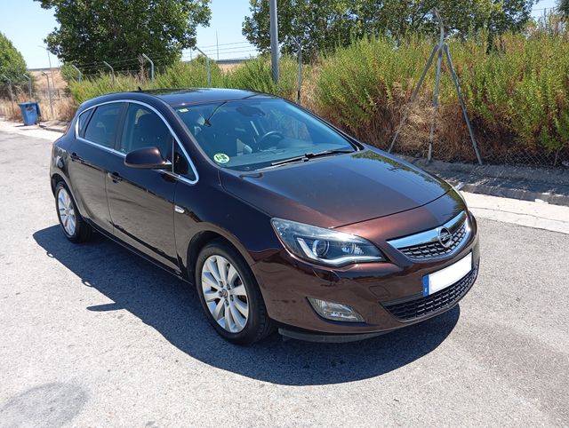 Opel Astra 2013 excellence.