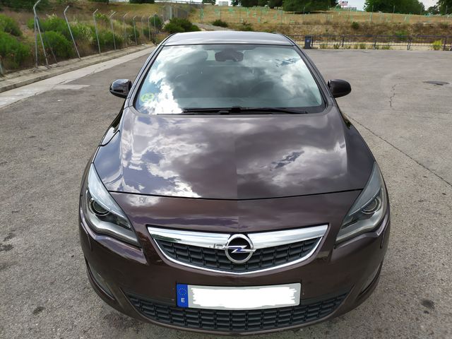 Opel Astra 2013 excellence.