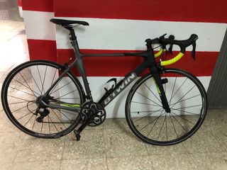 Bicicleta carretera Btwin Mach CF