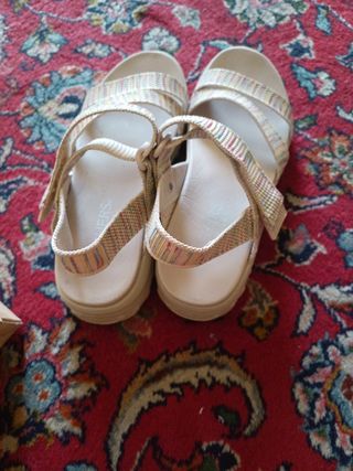 Sandalias Skechers multicolor
