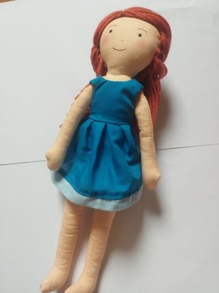 Muñeca artesanal niña