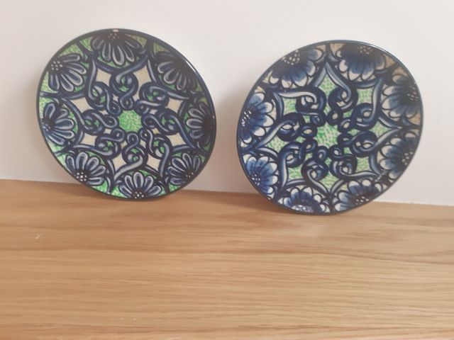 Platos pintados a mano, 2 uds.