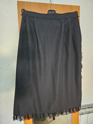 Traje Ilicitano: Falda y Mantón
