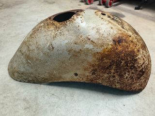 PARAFANGO ANTERIORE PIAGGIO VESPA FARO BASSO