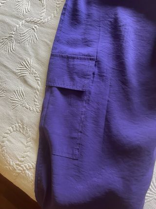 Pantalones cargo Parfois - Morado