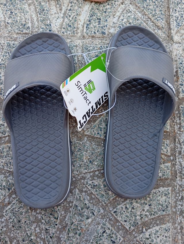 Chanclas SimTact Gris - cómodas