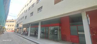 Local con vitrina a la calle - Centro Alcoy.