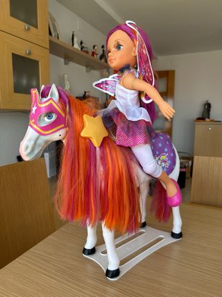 Muñeca Nancy y Caballo 