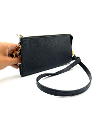 Pochette Louis Vuitton Epi - Negra