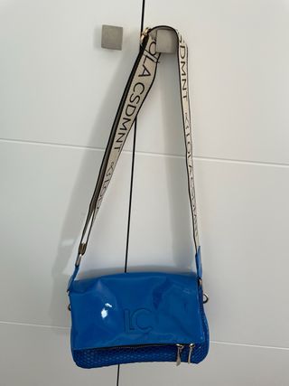 Bolso Lola Casademunt azul brillante