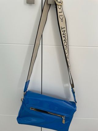 Bolso Lola Casademunt azul brillante