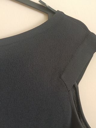 Top Giorgio Armani negro, talla S