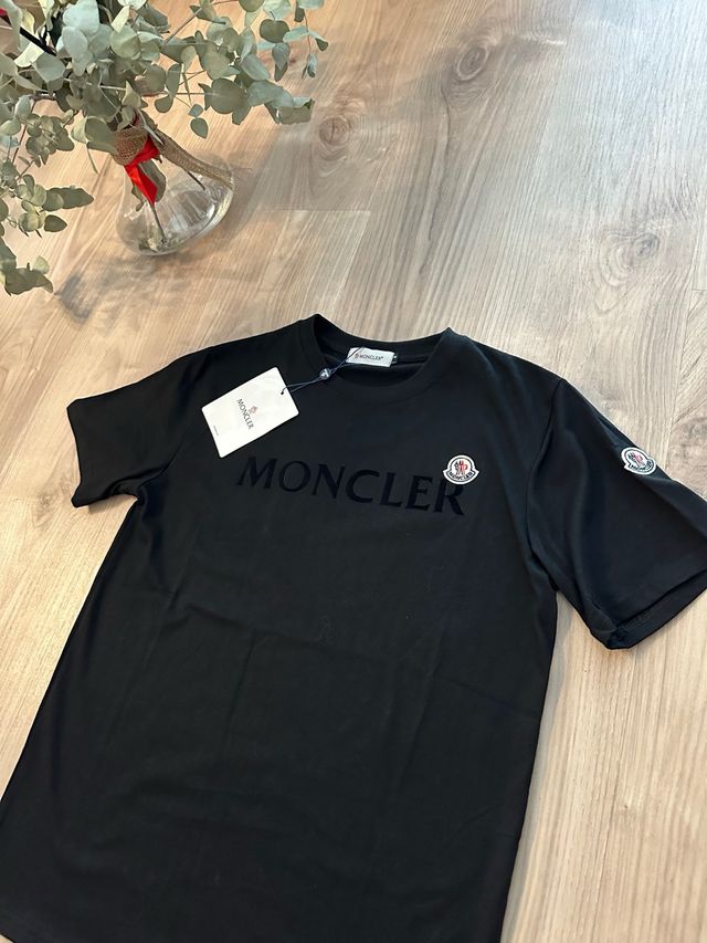 Camiseta negra talla S