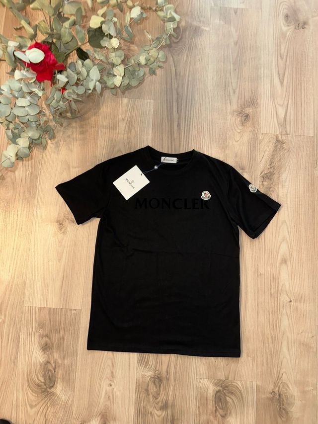 Camiseta negra talla S