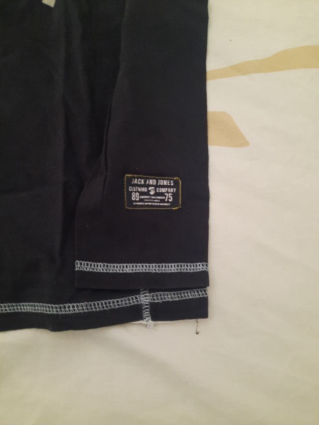 Camiseta Jack & Jones negra - Talla M