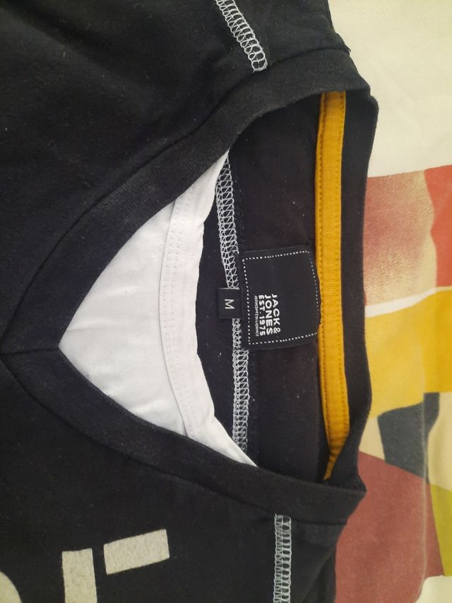 Camiseta Jack & Jones negra - Talla M