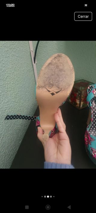 Sandalias Iron Fist tacón - rosas turquesa