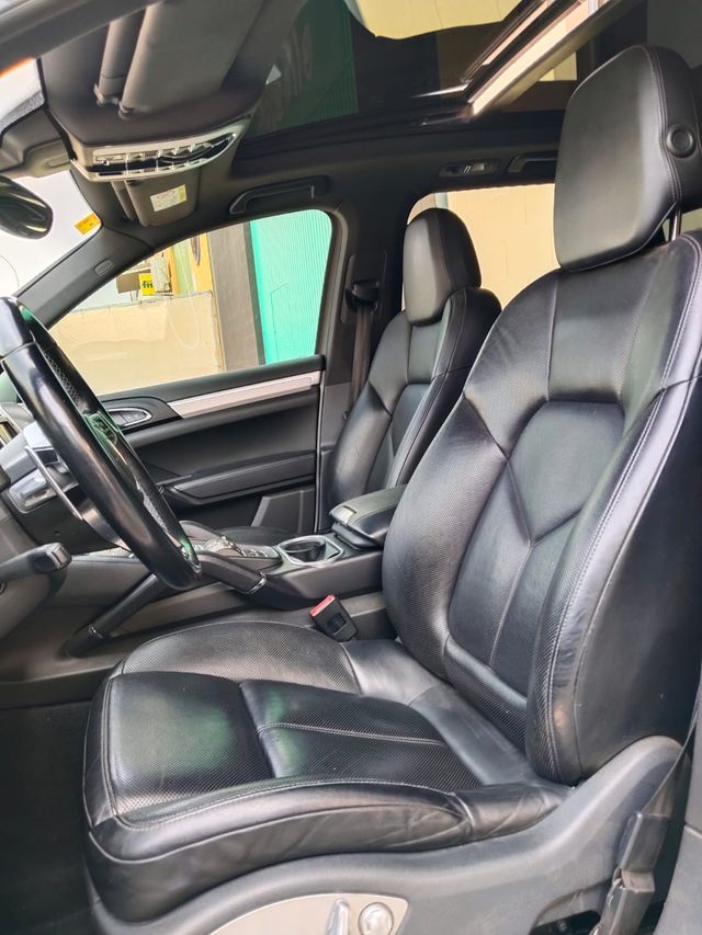 Porsche Cayenne 2016