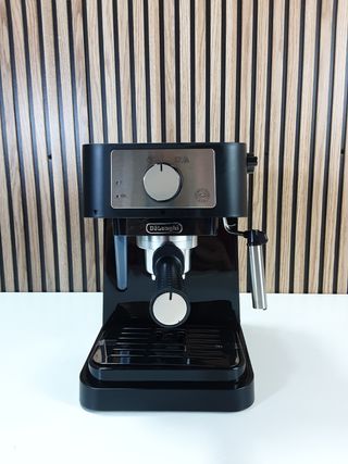 Cafetera DeLonghi Stilosa Premium EC260.BK