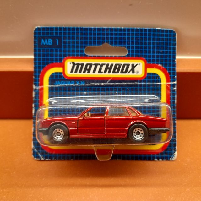 6 Coches Hot Wheels & Matchbox