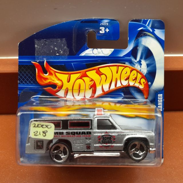 6 Coches Hot Wheels & Matchbox