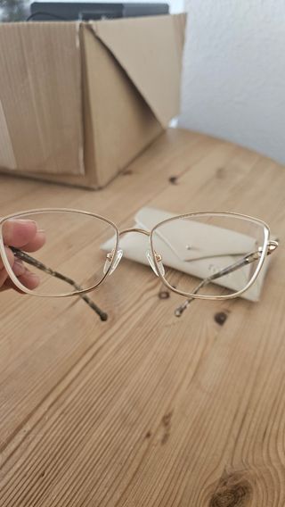 Gafas MO doradas - montura fina
