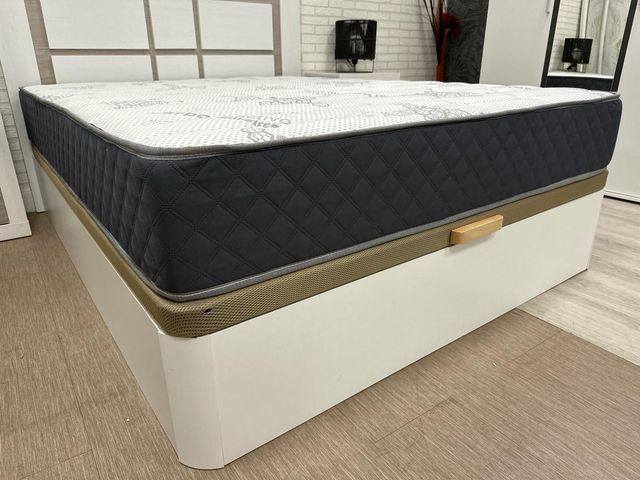 Canapé abatible blanco y beige