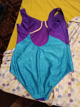 Bañador morado y turquesa mujer