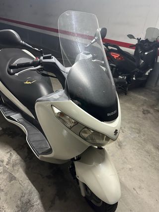 Suzuki Burgman 200 - 30000km