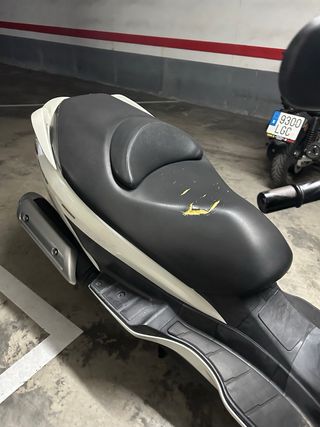 Suzuki Burgman 200 - 30000km