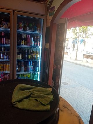 Traspaso Bar Restaurante, con terraza 16 mesas