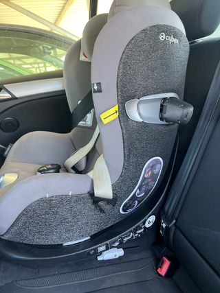 Silla coche Cybex isofix casi nueva