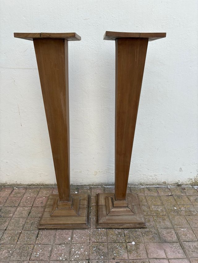 2 Pedestales madera antiguos