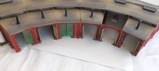 Maqueta cochera trenes Vollmer 5754
