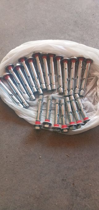 21 Tornellos hormigón