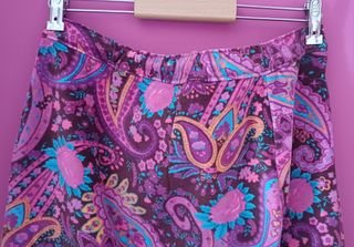 Falda pana paisley hecha a mano