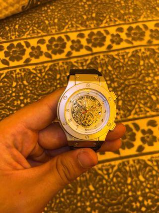 Reloj de pulsera de hombre plateado