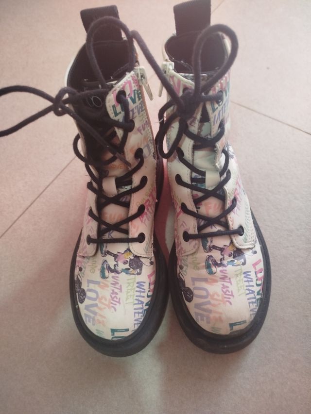 Botines Zara niñaMickey mouse