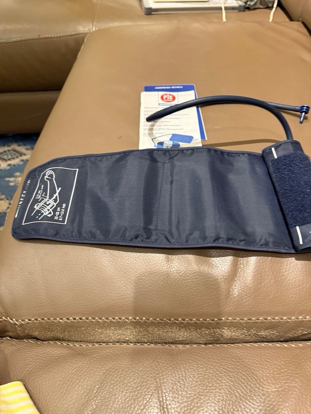 Brazalete e instrucciones sin tensiometro PIC