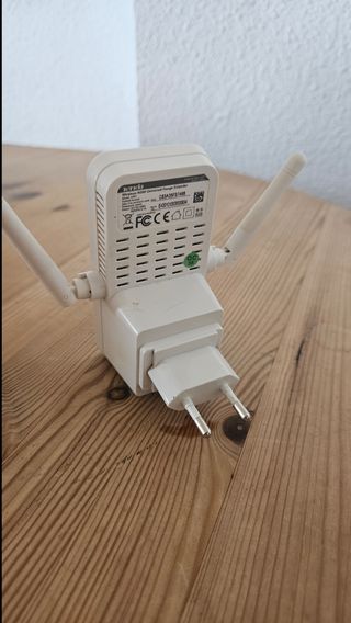 Repetidor WiFi Tenda