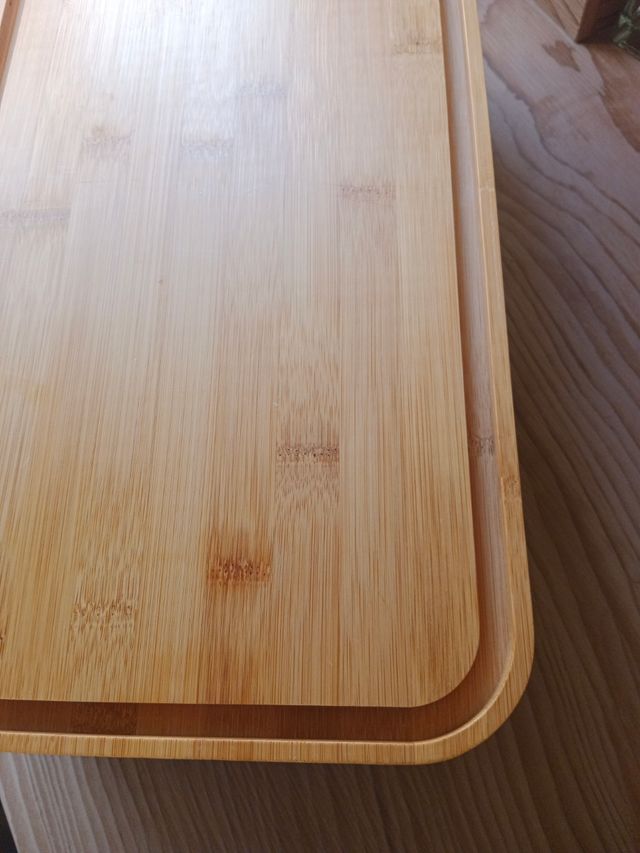 Panera negra con tapa madera