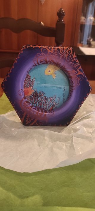 Portafoto Esagonale Dipinto a Mano Viola 