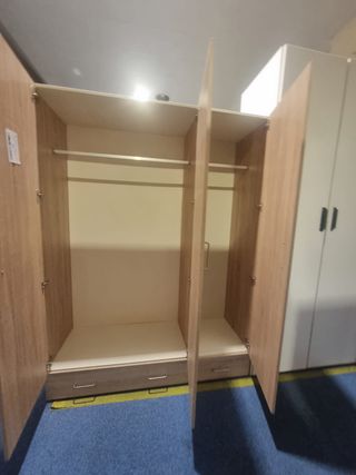 Armario 3 puertas - Madera - Marrón