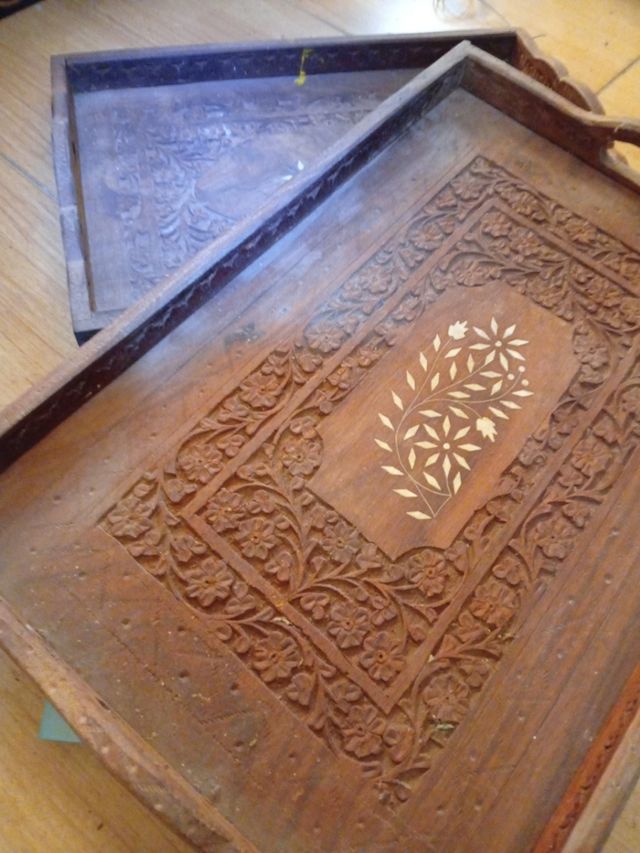 Bandejas madera tallada - 2 uds