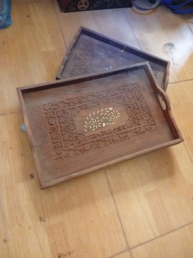 Bandejas madera tallada - 2 uds