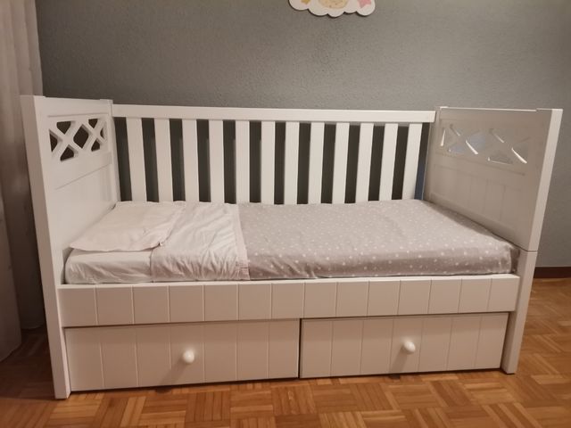 Cuna convertible en cama infantil