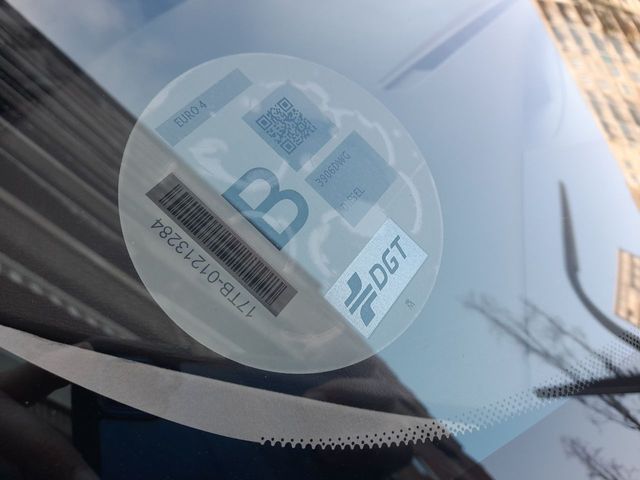Peugeot 807 ST 2.2 HDI